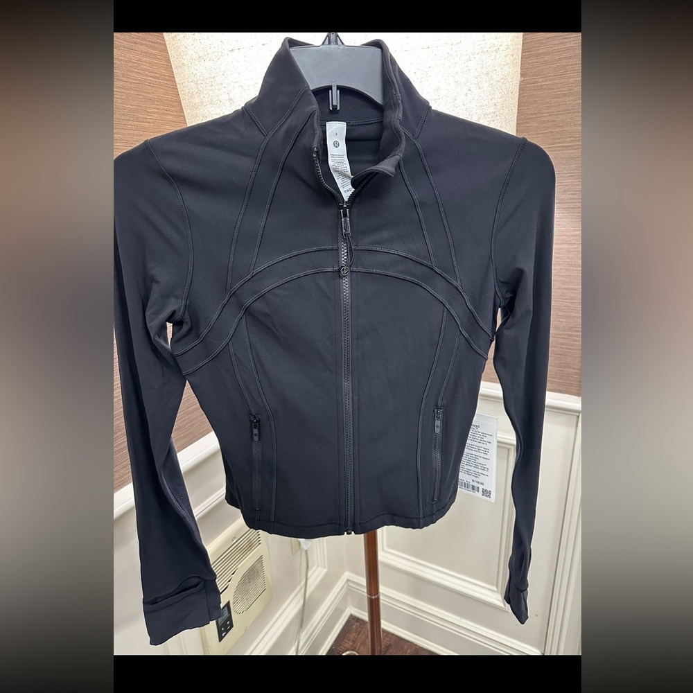 NWT lululemon define cropped jacket